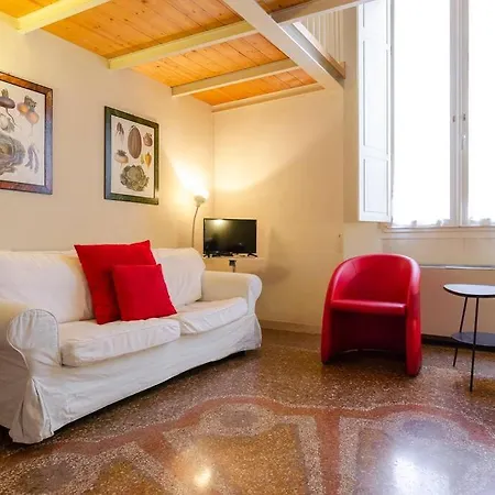 Apartament Fossalta Mezzanine, Few Steps From Piazza Maggiore *