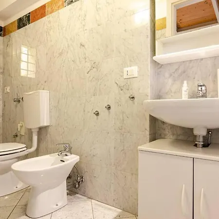 Apartament Fossalta Mezzanine, Few Steps From Piazza Maggiore *